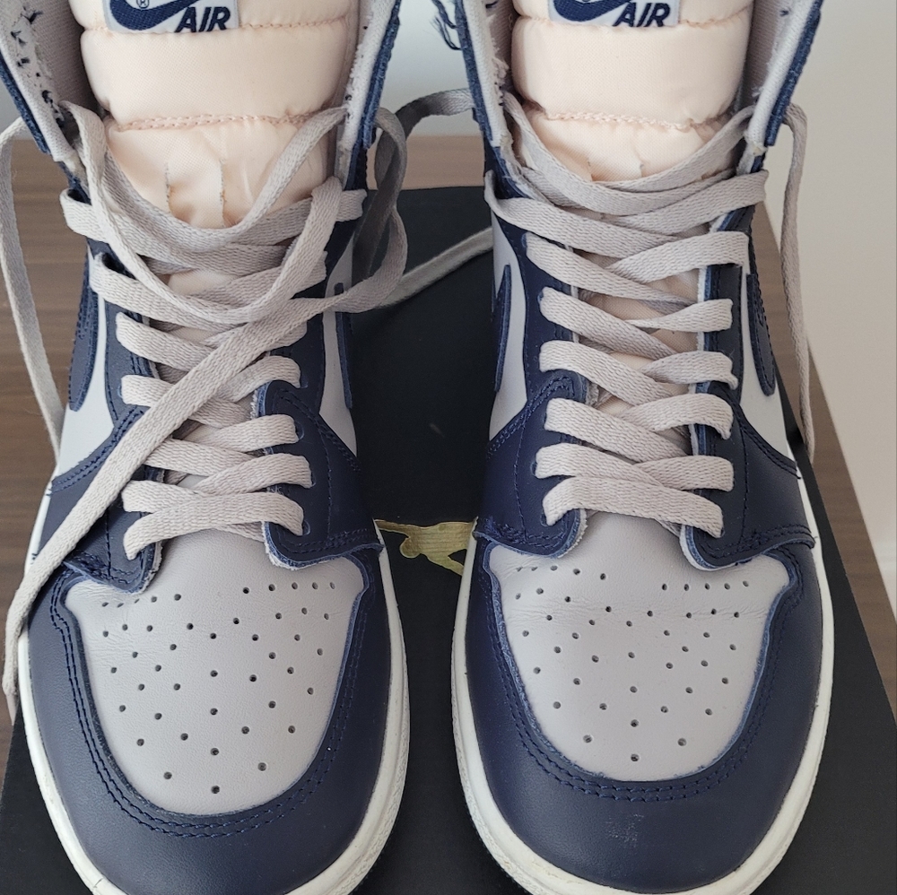 AIR JORAN 1 RETRO HIGH "GEORGTOWN" SIZE 8